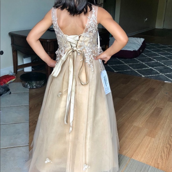 Flower girl dress - Picture 2 of 6